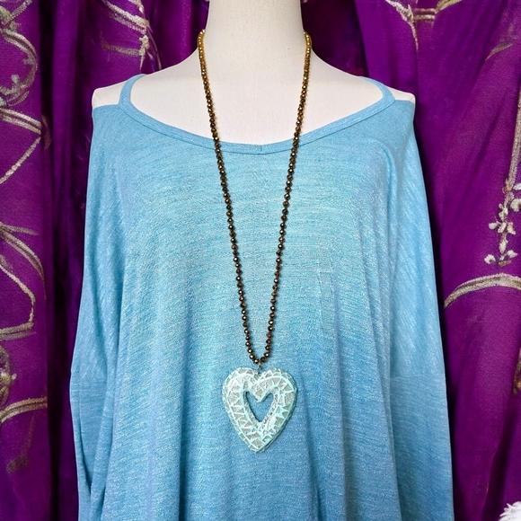 🆕️Handmade Crystal Mosaic Heart Pendant Necklace – Boho Chic Statement Piece ✨ - Picture 1 of 14